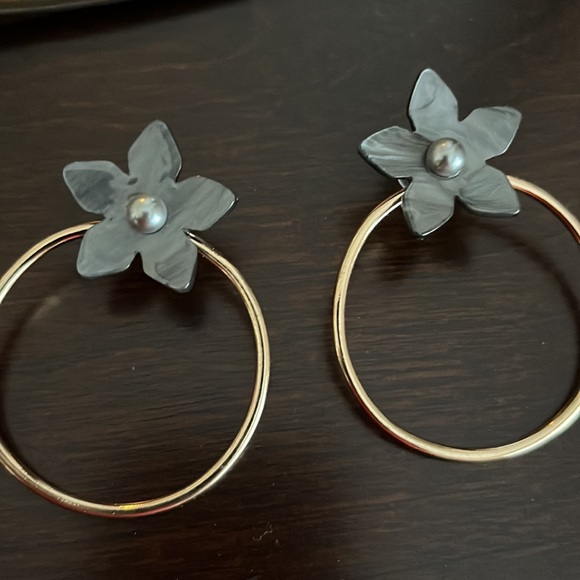 Fun Jewelry Collection all 5 pieces! - Picture 3 of 5